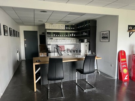 Vente Local SAINT JEAN D'ILLAC Réf. 33_0171 - Slide 3