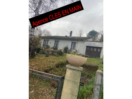 PRESLES  422 000 €