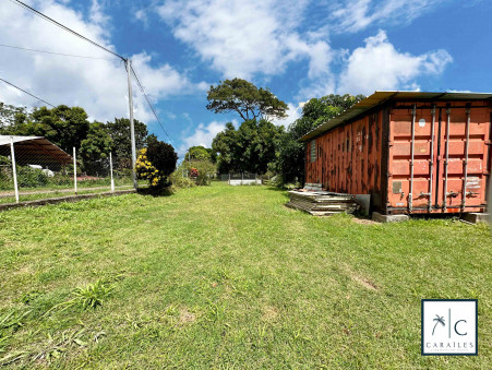 Terrain sur Saint-Esprit ; 192 000 €  ; Achat Réf. CAR84