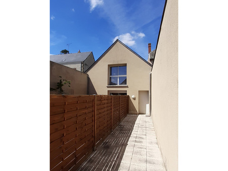 Immeuble sur Ernee ; prix nous consulter ; Achat Réf. M78636