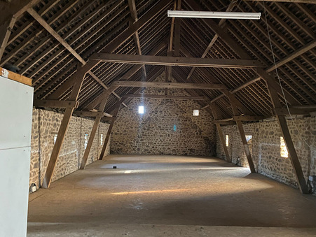 A vendre maison Saint Denis de Gastines 53500; prix nous consulter