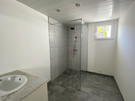 A vendre maison Vautorte 53500; prix nous consulter