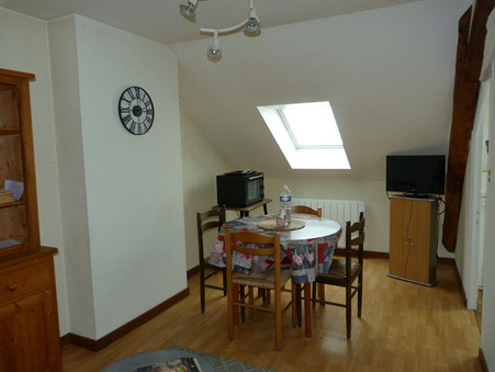 A vendre immeuble Cosse le Vivien 53230; prix nous consulter