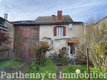 Gourgé 42 000 €