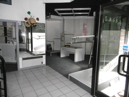 Location local commercial Clermont Ferrand 63000; 2 300 € 