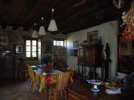 Maison 199 000 € Réf. 9800 Jumilhac-le-Grand