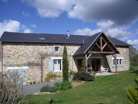 Maison 240 000 € Réf. 10420 Saint-Yrieix-la-Perche