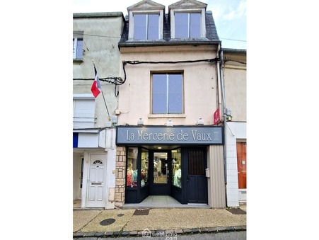 Laon  187 300 €