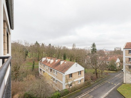 Montreuil  278 250 €