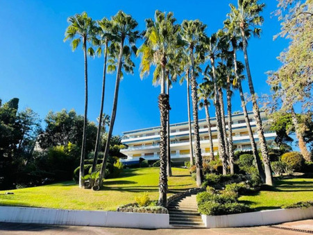 Appartement sur Golfe Juan ; 650 000 €  ; A vendre Réf. FR443781
