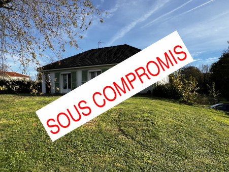 ROCHECHOUART  148 000 €