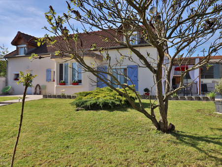 Troyes  295 000€