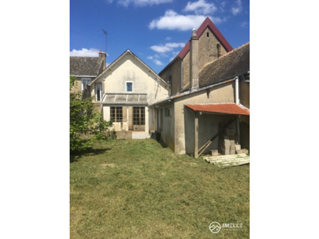 Montfort-le-Gesnois  109 000€