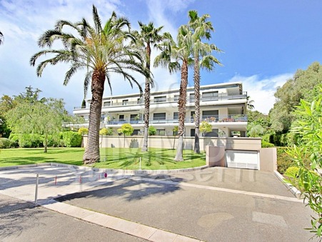 ANTIBES  850 000€