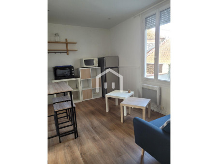 HERBLAY  785 €