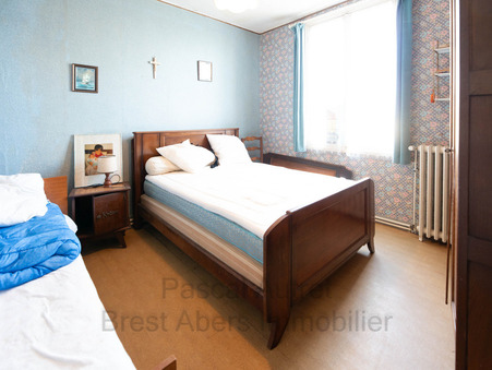 Maison sur Saint-Pabu ; 190 000 €  ; A vendre Réf. 68034