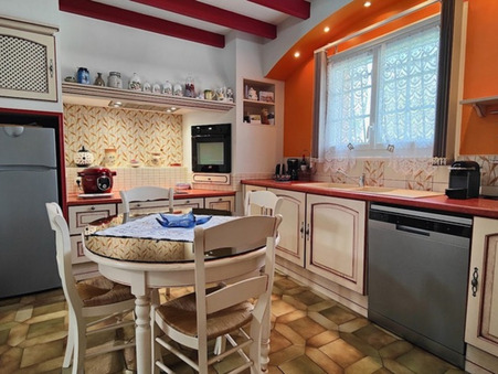 Maison sur Saint-Caprais-de-Blaye ; 332 000 €  ; A vendre Réf. 42_st_caprais139