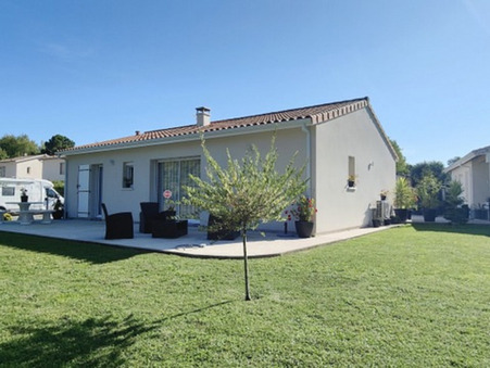 A vendre maison Bourg 33710; 280 000 € 