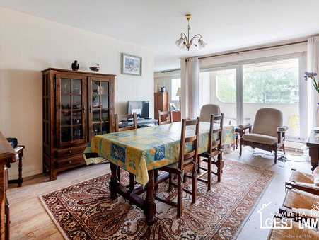 Les ulis  204 000 €