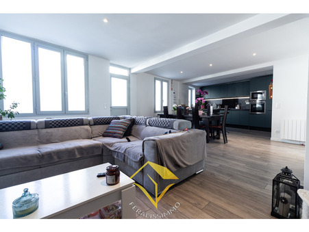 Courdimanche  384 000 €