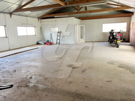 Entrepôt sur Treillieres ; 114 200 € ; Vente Réf. T6897