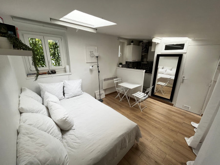 PARIS 3EME ARRONDISSEMENT  700 €