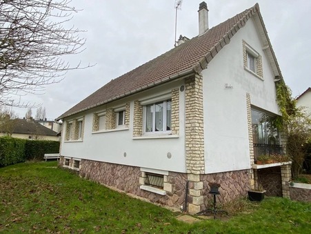 Breteuil  169 000 €