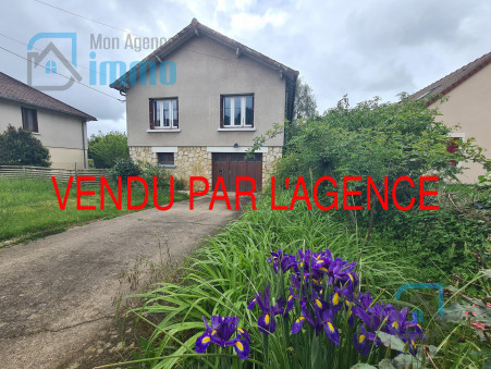 Saint-Amand-Montrond  108 500 €