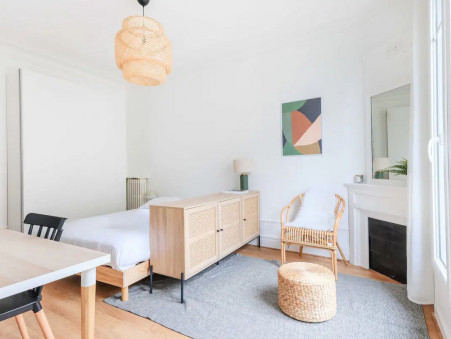 PARIS 17EME ARRONDISSEMENT  850 €