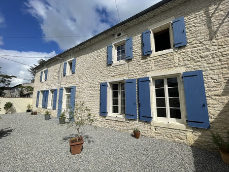 Loiré-sur-Nie  298 920 €