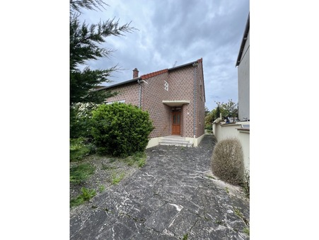 Essertaux  160 000 €