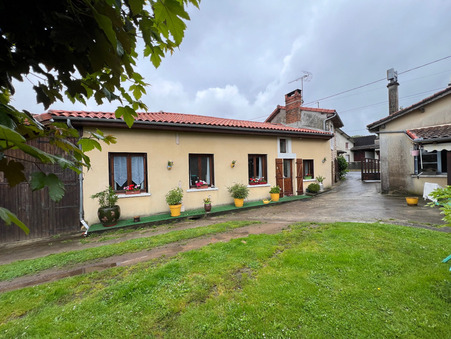 SAINT QUENTIN SUR CHARENTE  119 600 €