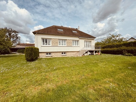 Ailly-sur-Noye  232 000 €