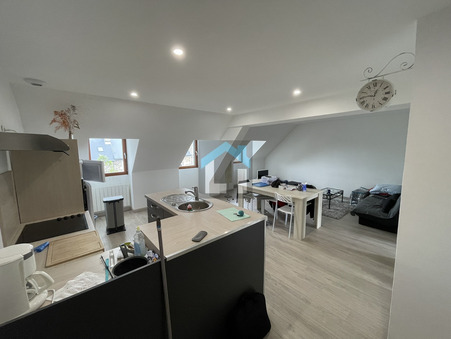 Saint-Hilaire-du-Harcouët  156 500 €