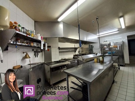 Renaison  365 000 €
