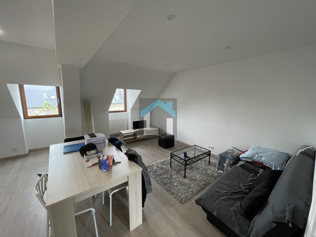 Saint-Hilaire-du-Harcouët  156 500 €