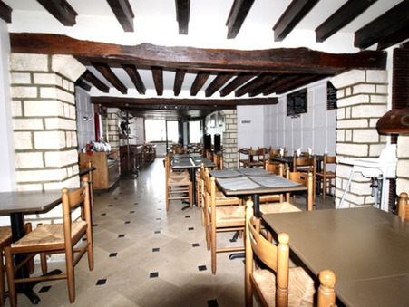 Local commercial sur Coignières ; 198 000 €  ; Vente Réf. V10000610