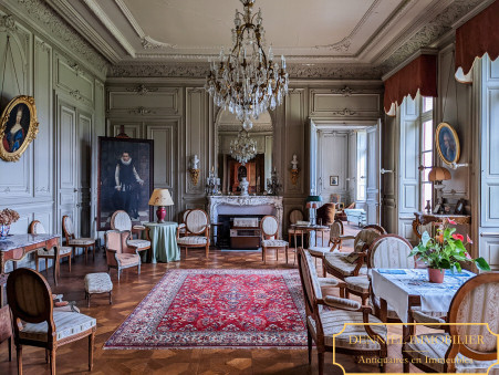 Chateau 1 554 400 €  Réf. 234 Vannes