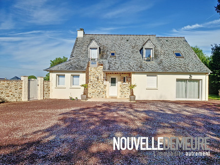 Dol-de-Bretagne  469 800 €