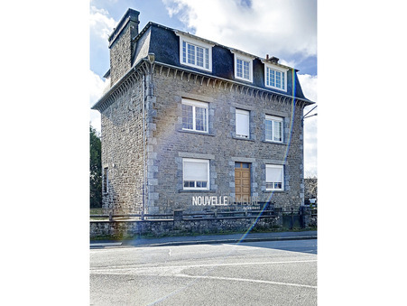 Dol-de-Bretagne  156 600 €