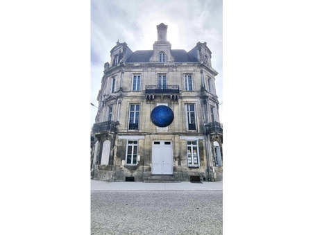 Cognac  129 000 €