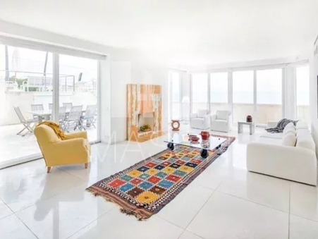 Maison 25 000 €  sur Antibes (06160) - Réf. 83290208-83290208