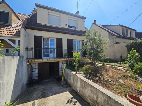 Tremblay-en-France  380 000 €