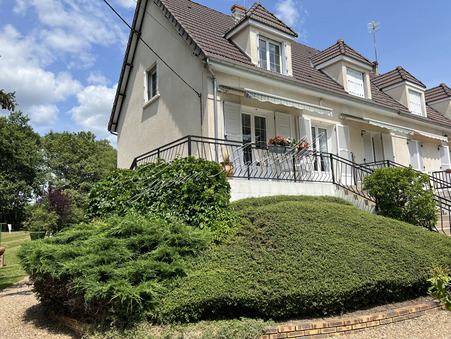 La Guerche-sur-l'Aubois  150 000 €