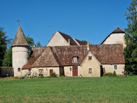 Vente propriété 572 000 € Moulins