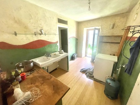 A vendre maison Saint-Jean-d'Hérans 38710; 119 000 € 