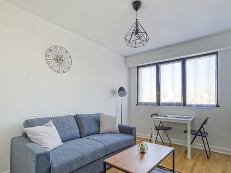 PARIS 17EME ARRONDISSEMENT  790 €