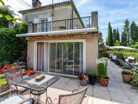 PERVILLE  250 000 €
