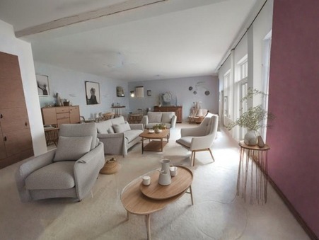 Vichy  448 000 €