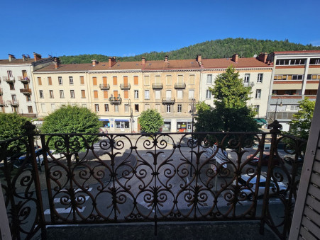 Saint-Claude  119 000 €